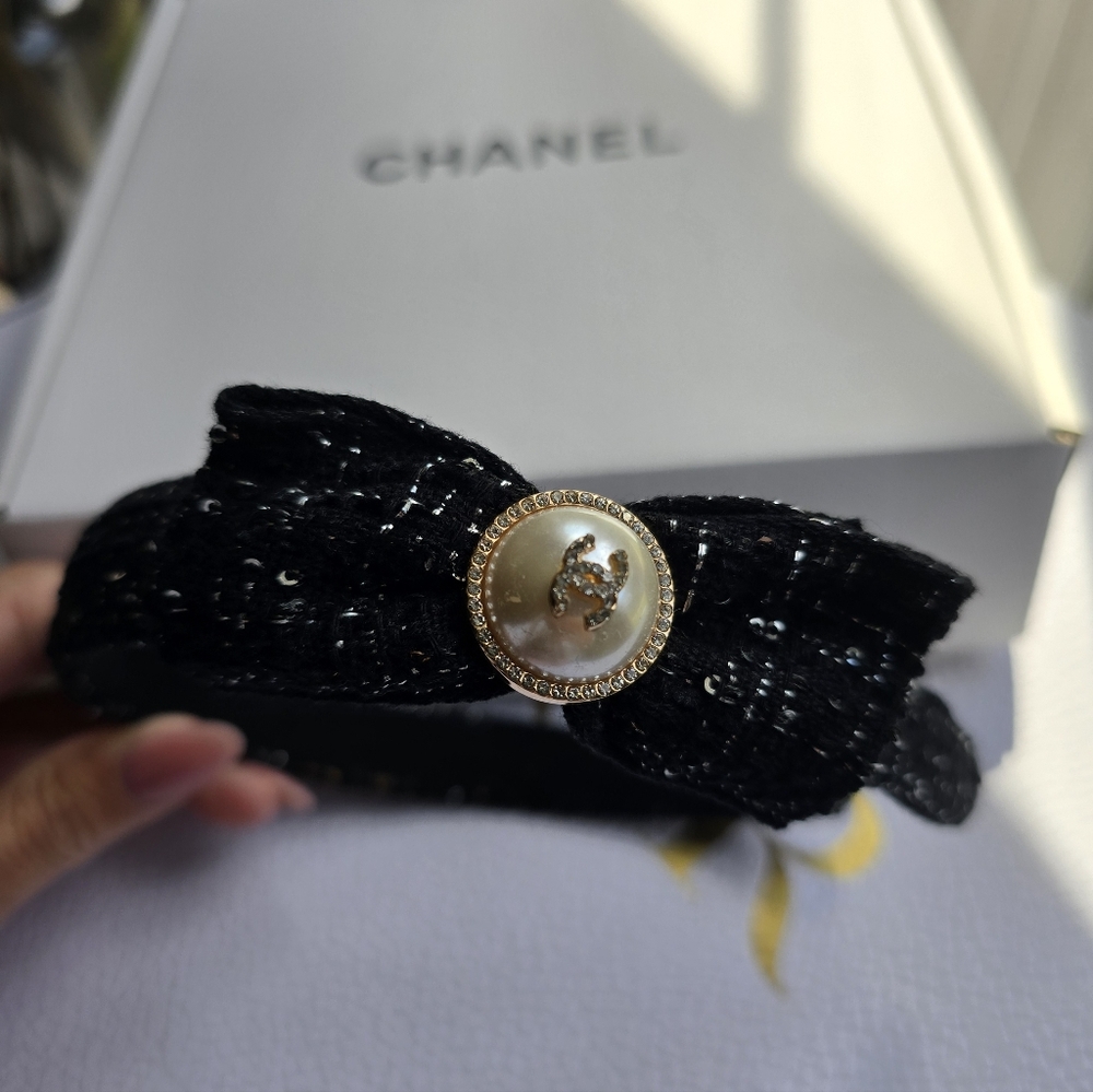 ‼️SOLD‼️NIB Beauty Headband- Black Tweed - Picture 3 of 4
